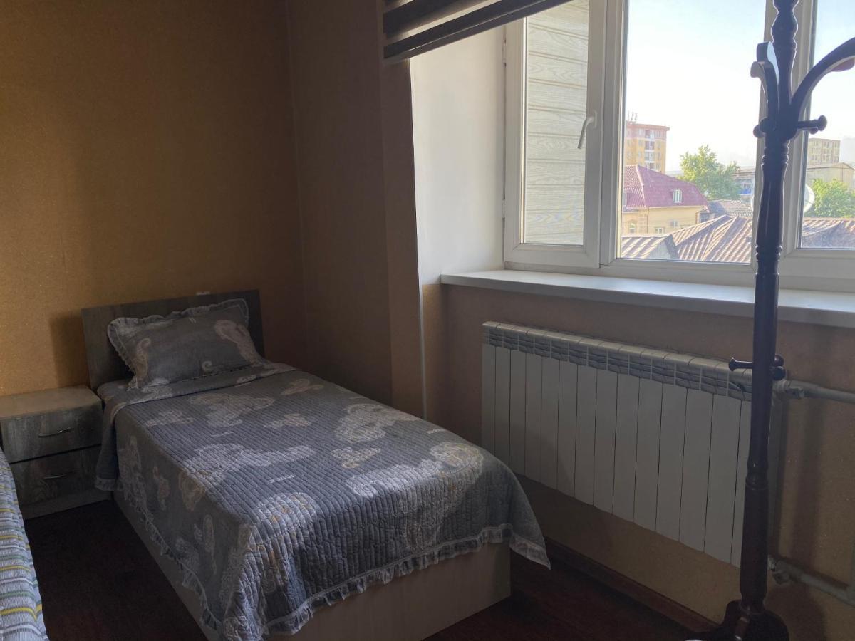 Pamir Hotel-Hostel Dushanbe Exterior photo